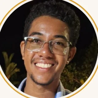 Portrait of Chris Pinas